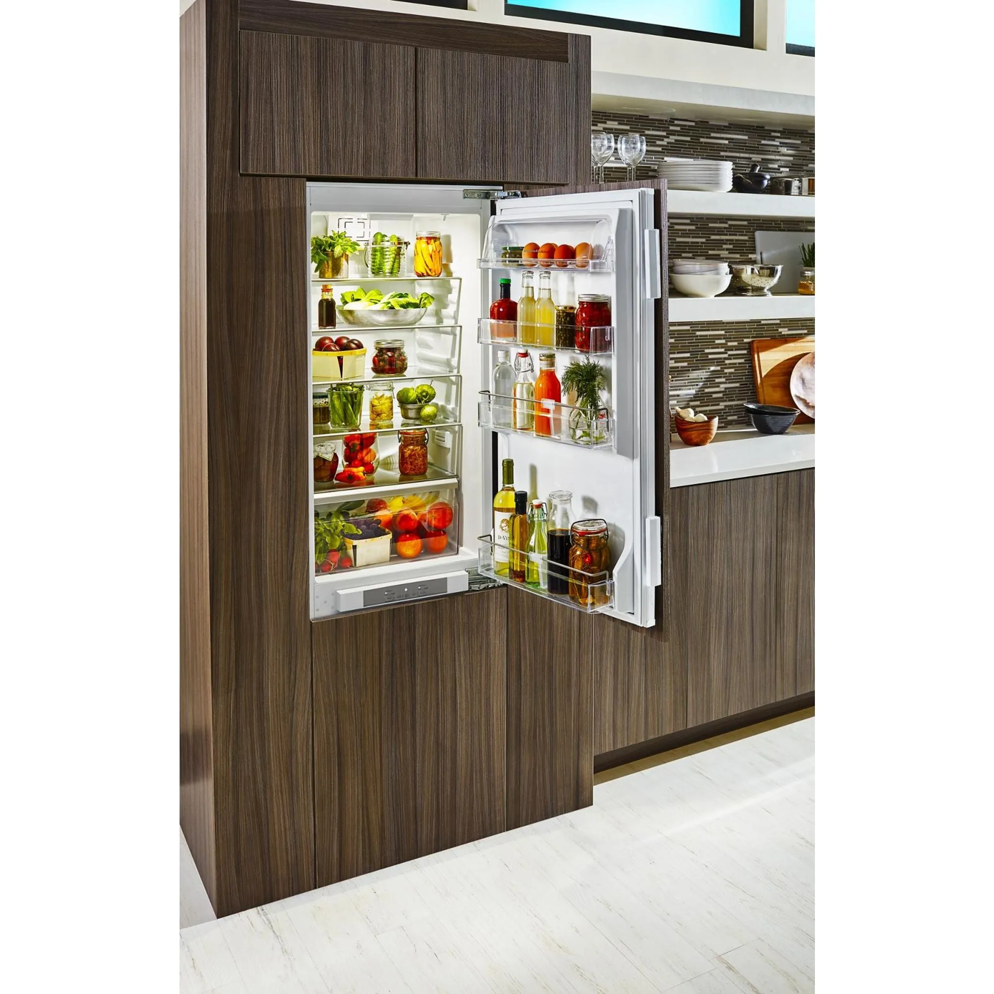 KitchenAid  24 " Fully Integrated Refrigerator (KBBX104EPA)